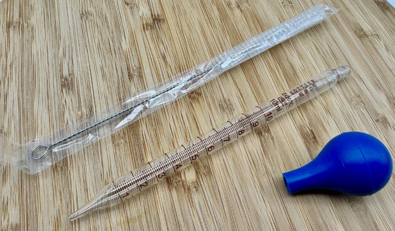 Pipette de 10ml IMG_0826