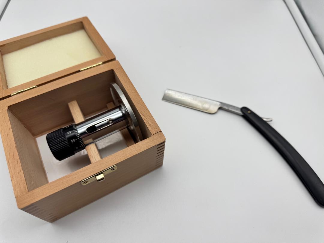 Microtome manuel IMG_0830