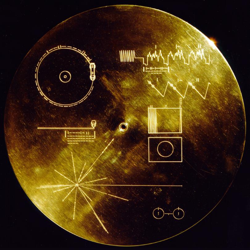 *Image #14*: Le couvercle du disque d'or de Voyager AgMDAg